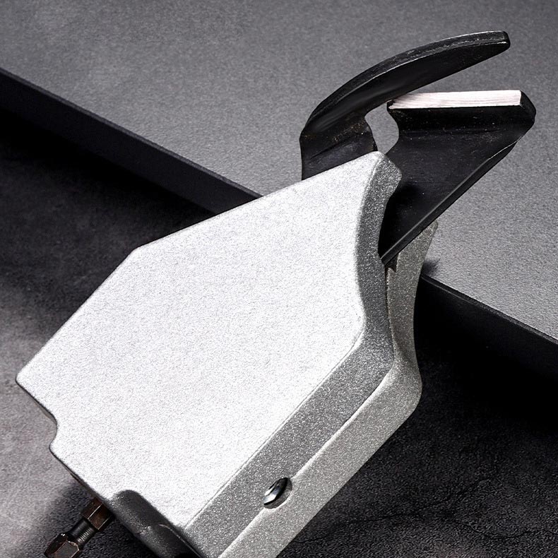 Elektronischer Blechscherenaufsatz für Bohrmaschine