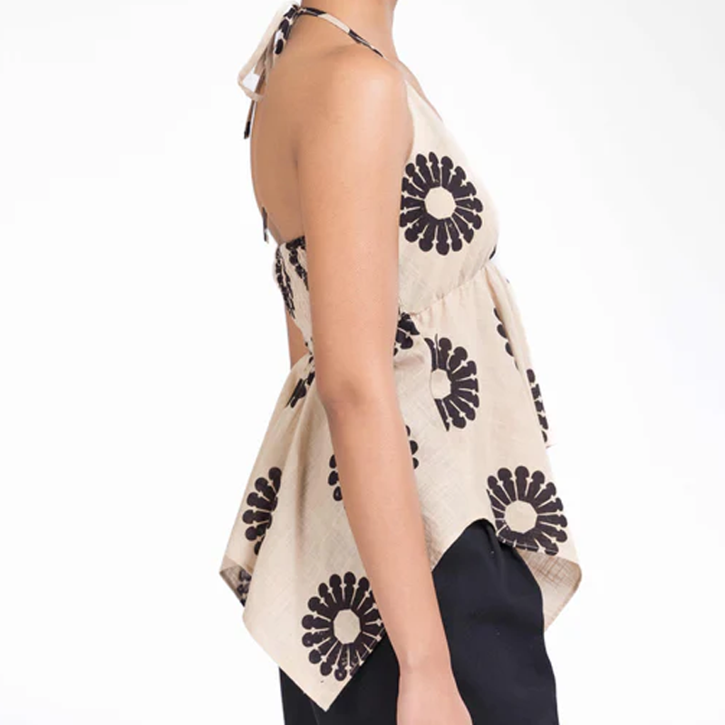 💥Halter V-Neck Floral Irregular Hem Top（Je mehr Sie kaufen, desto höher der Rabatt）