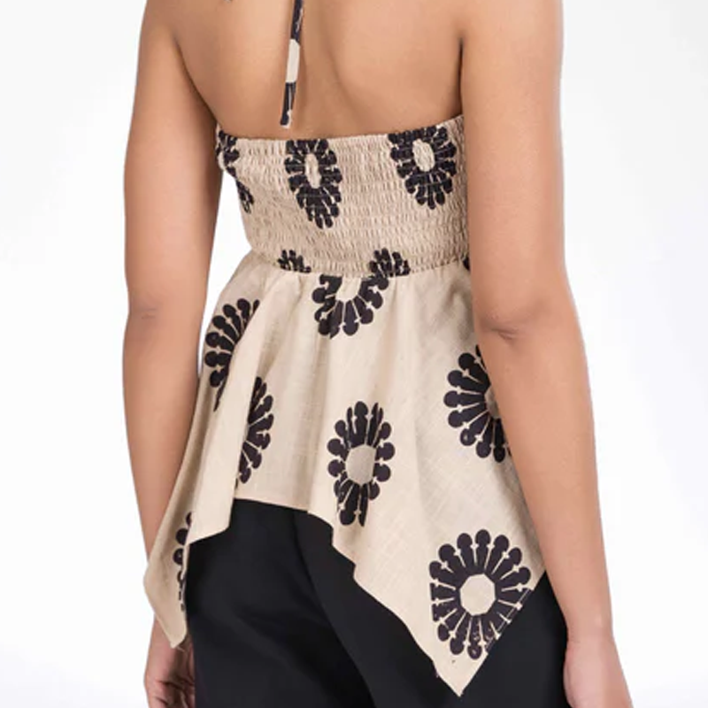 💥Halter V-Neck Floral Irregular Hem Top（Je mehr Sie kaufen, desto höher der Rabatt）