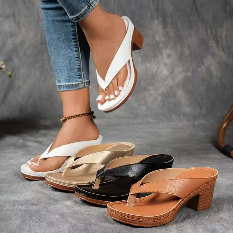Sommer -Köpfen -Absatzflip -Flops für Frauen
